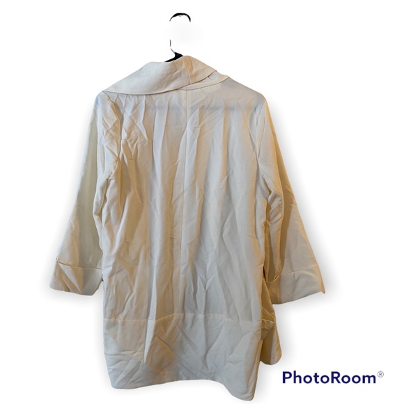 Love & Liberty White Open Front Blazer - Size Large - Picture 4 of 6